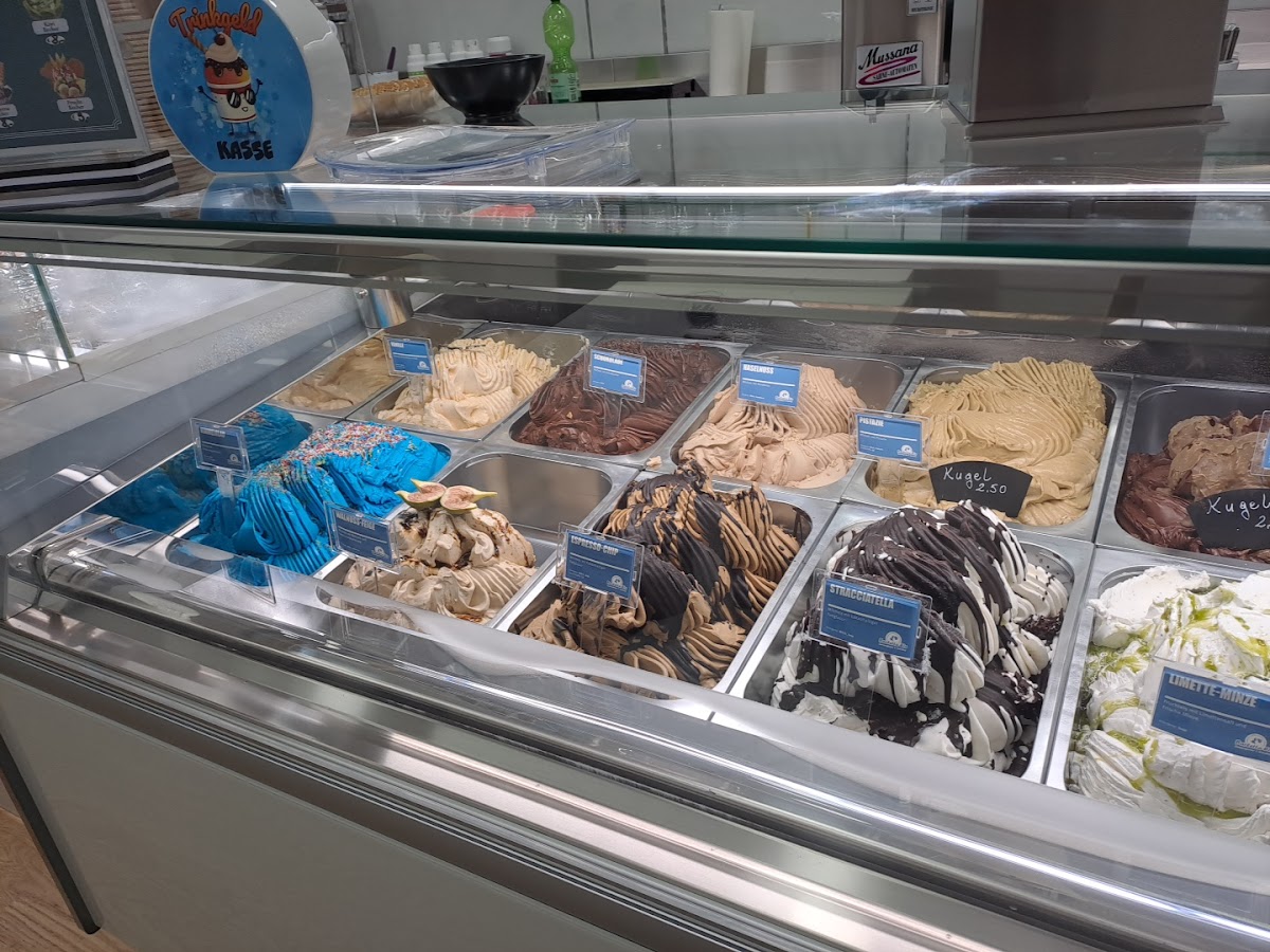 Gelateria Luna Chiara Photo 7