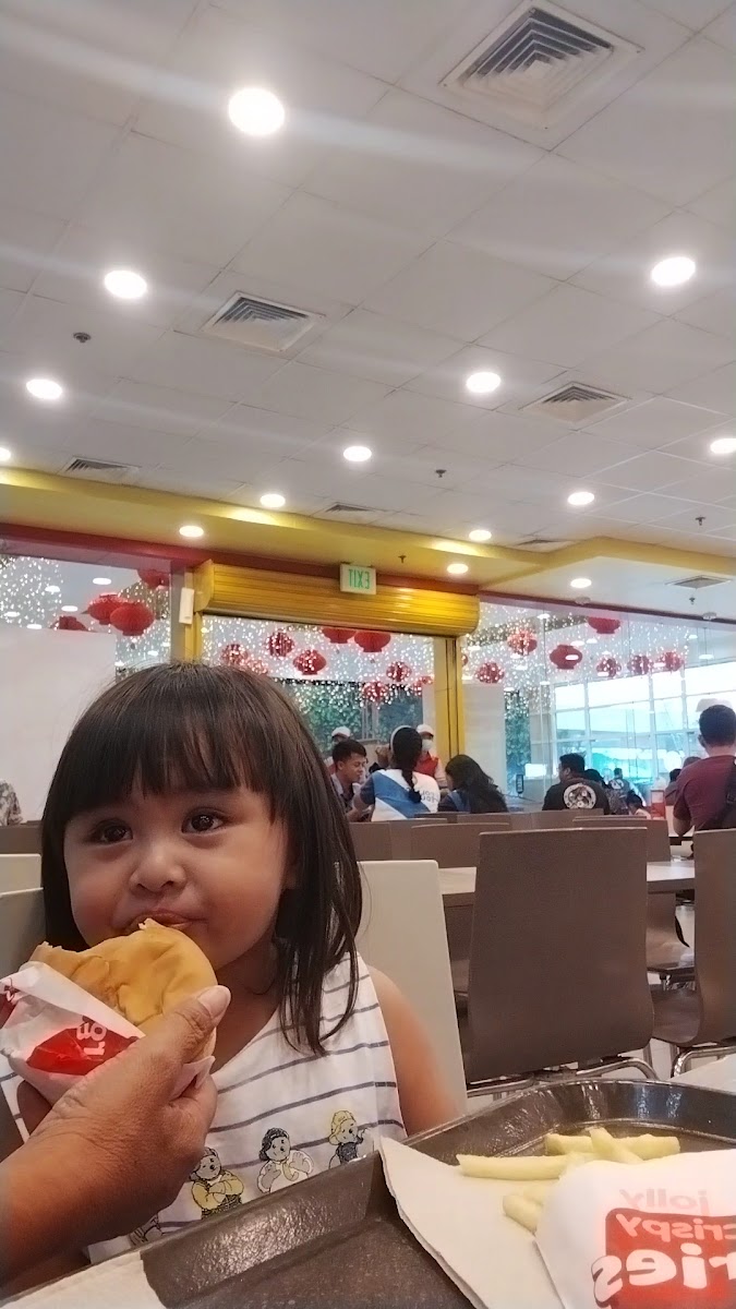 Jollibee Gaisano Danao Photo 2