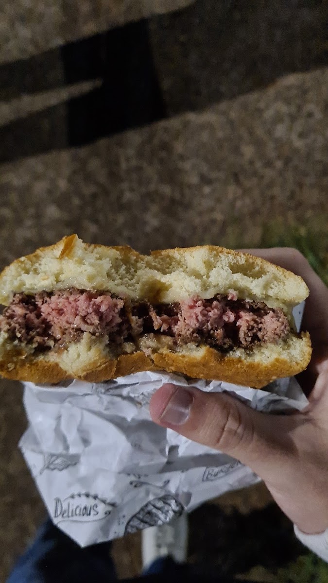 Hamburgueria Simple Smash Burger Pederneiras Photo 7