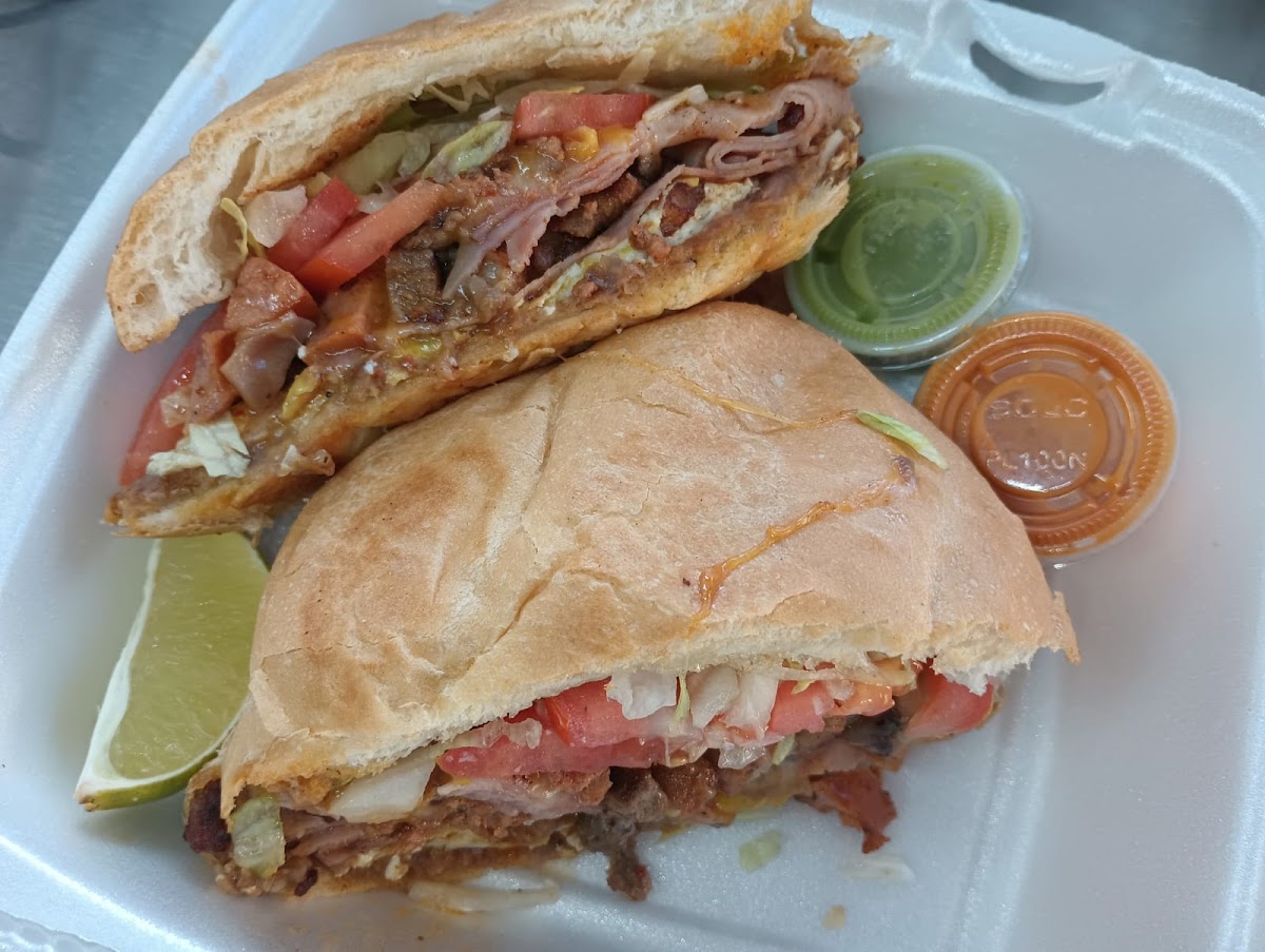 Leo's Taco Spot Photo 3