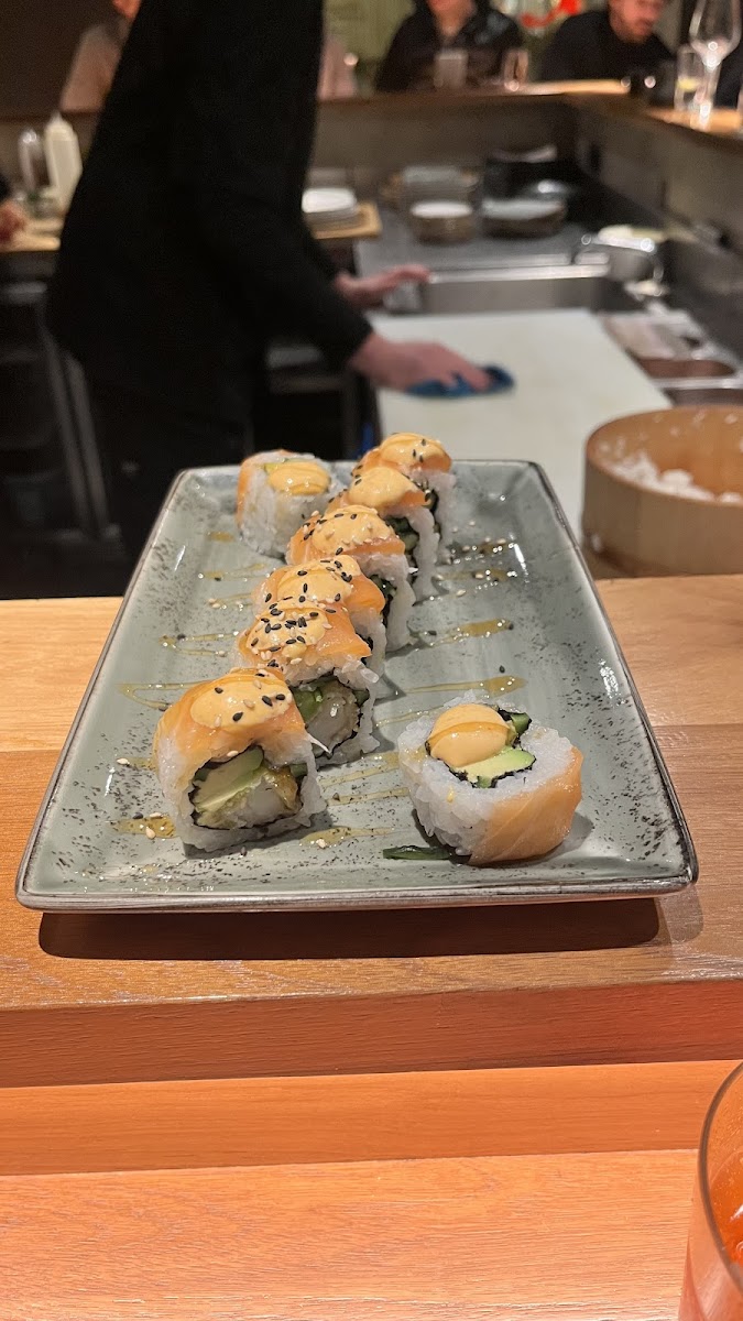 Kuikku Handroll Bar Photo 5