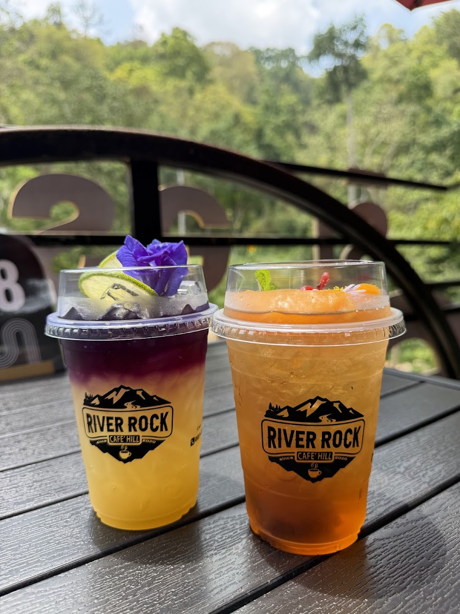 River Rock Cafe Hill Photo 4