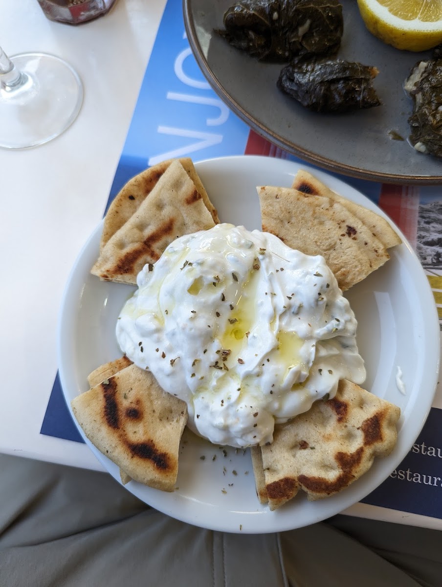 Avgoustinos Gyros Photo 10