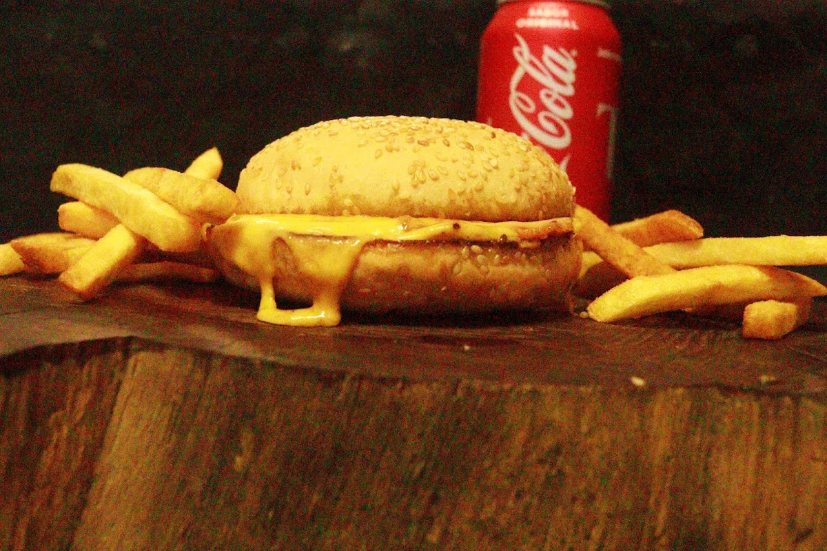 Milan Burguer Photo 8