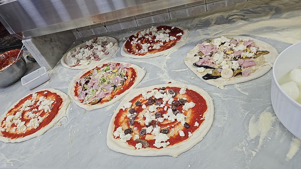 Pizzeria Manganelli Photo 7