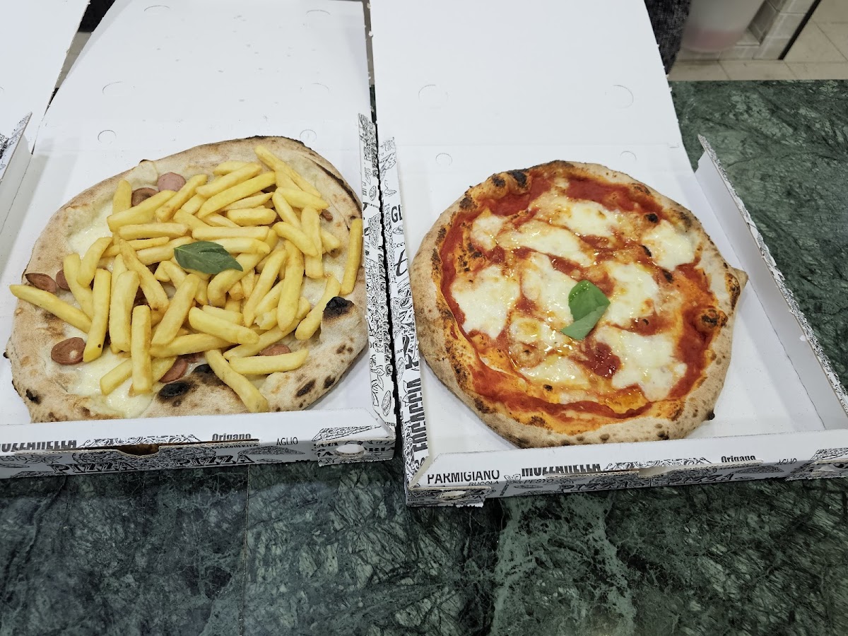 Pizzeria Manganelli Photo 8