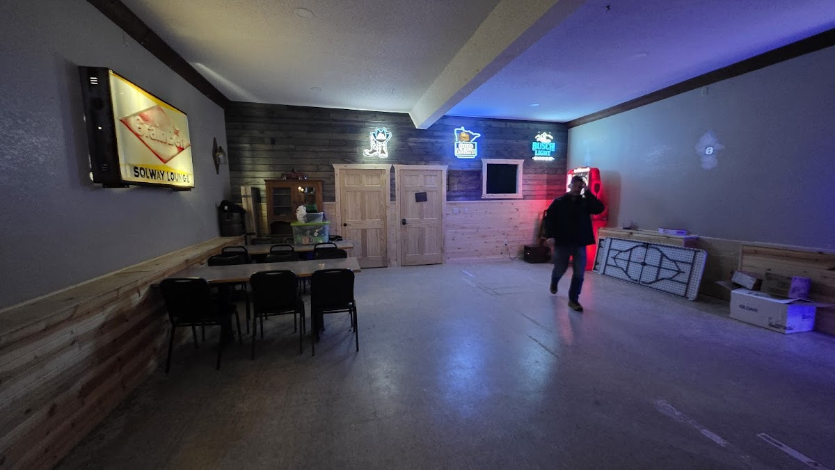 JD’s Outpost Bar & Grill Photo 3