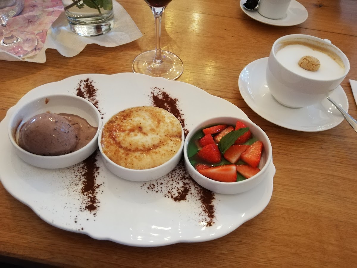 Tillmann Hahns Gasthaus und Feinkost-Bistro Photo 10