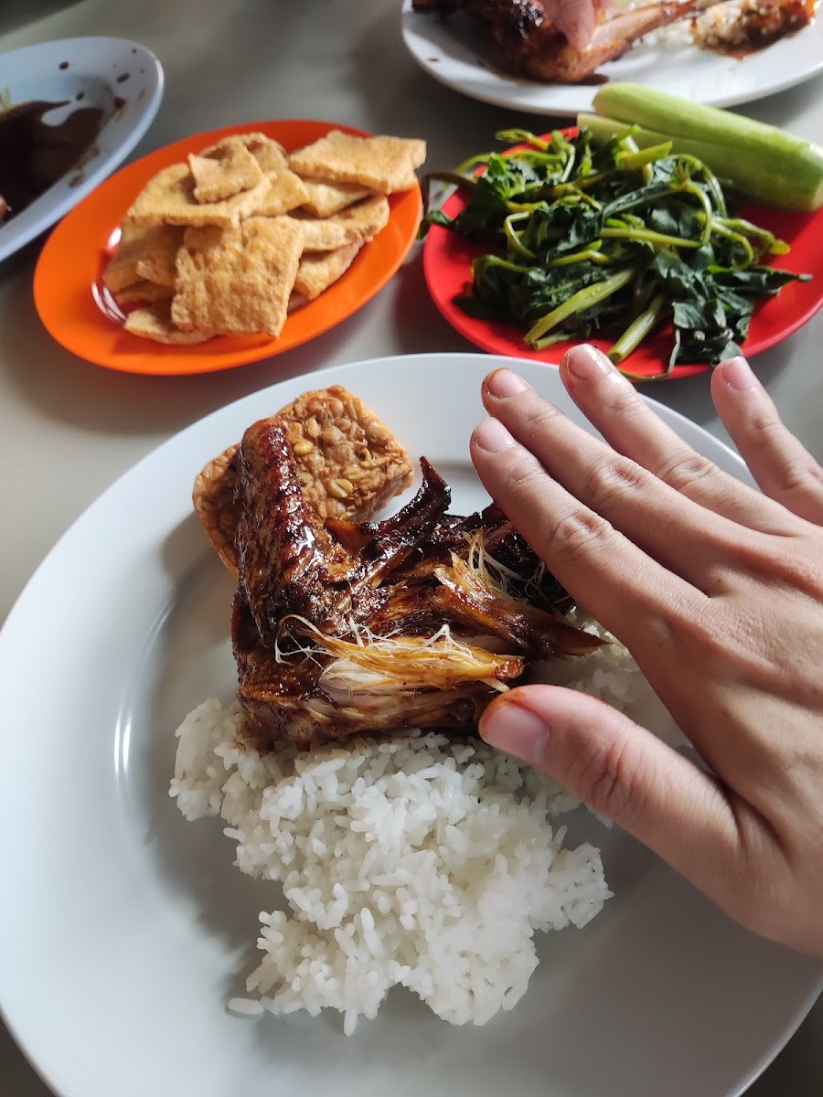 Ayam Si Legi Photo 5