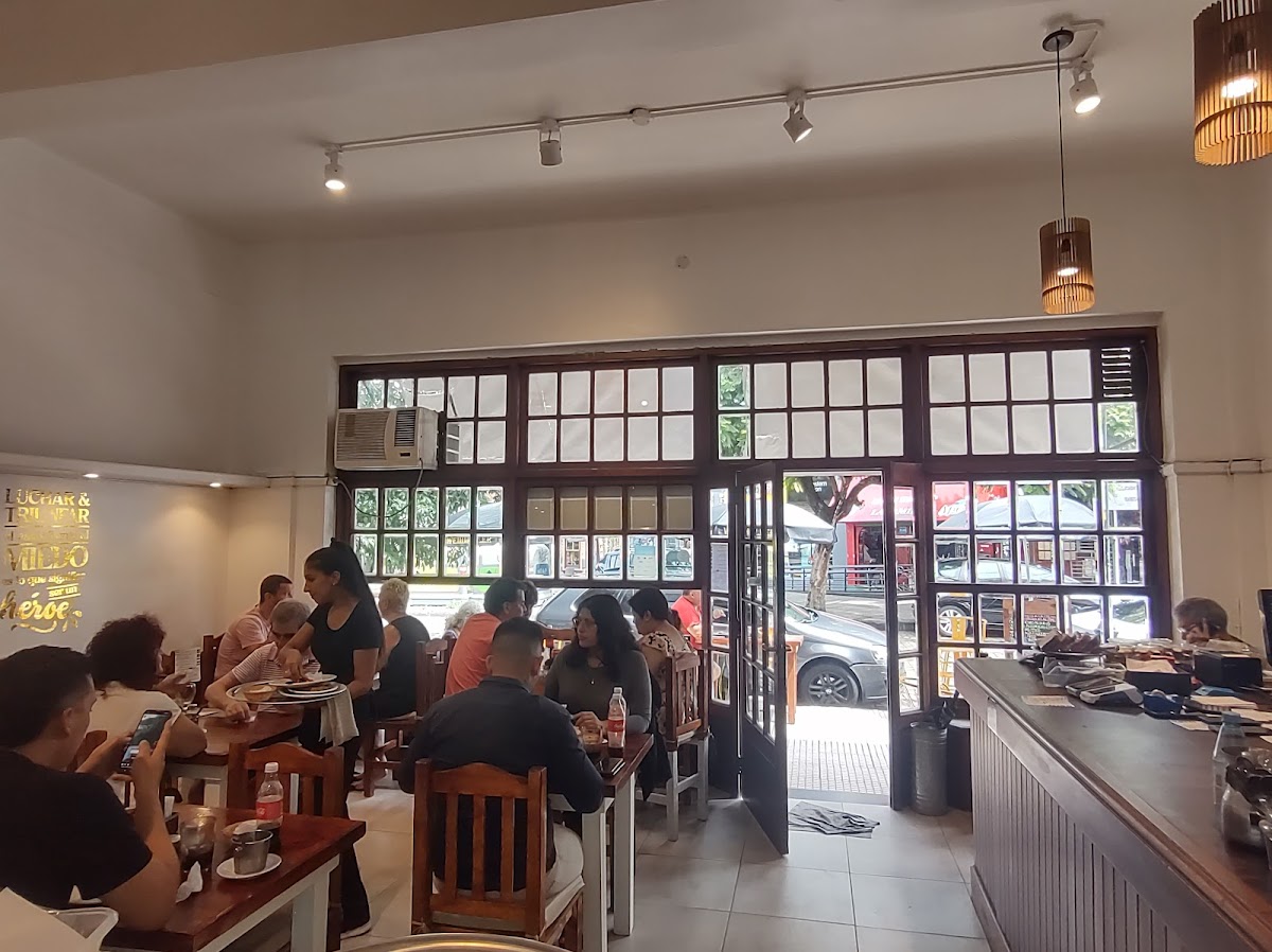 Alma Café & Brunch Photo 6