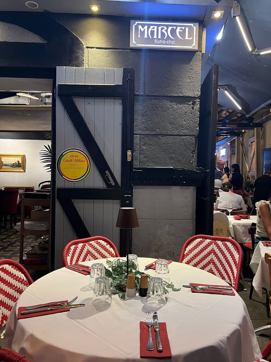 Marcel Bistro Chic