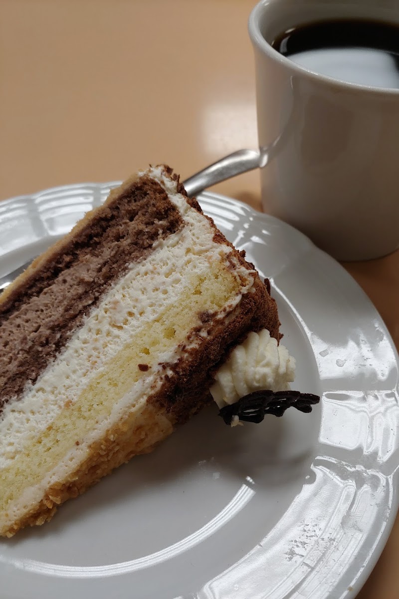 Alpine Cafe Photo 9