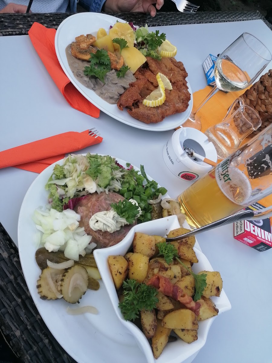 Gaststätte Hilmsdorf Photo 3