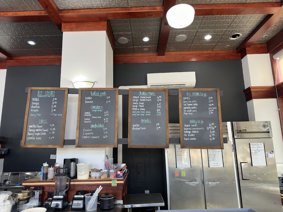 The Olde Creamery - Mason City Photo Menu 3
