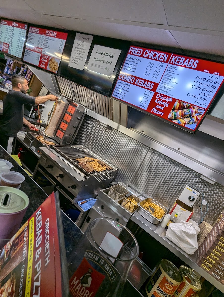 Criccieth Kebab & Pizzas Photo 2