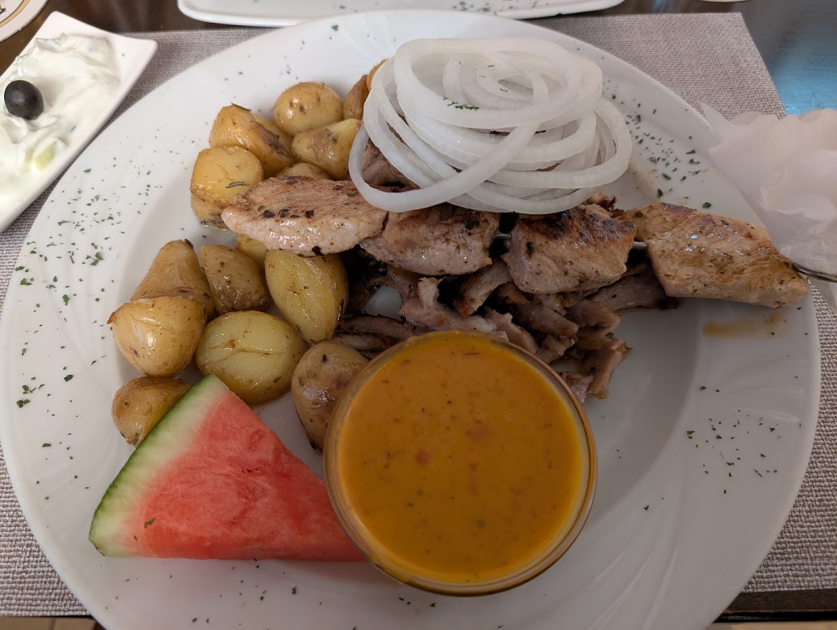 Griechisches Restaurant Haus Kesper Nefeli Restaurant - Witten Photo 4