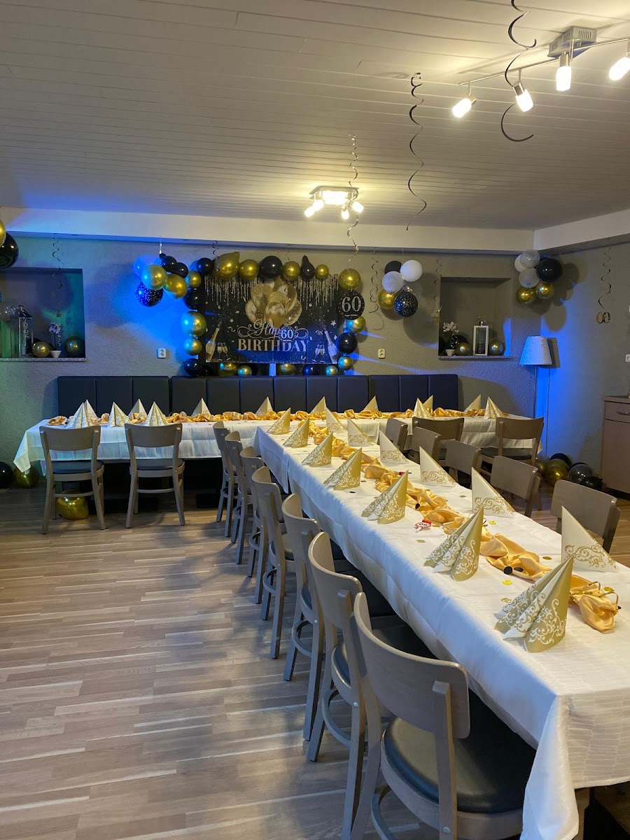 Schnitzelhaus am Main
