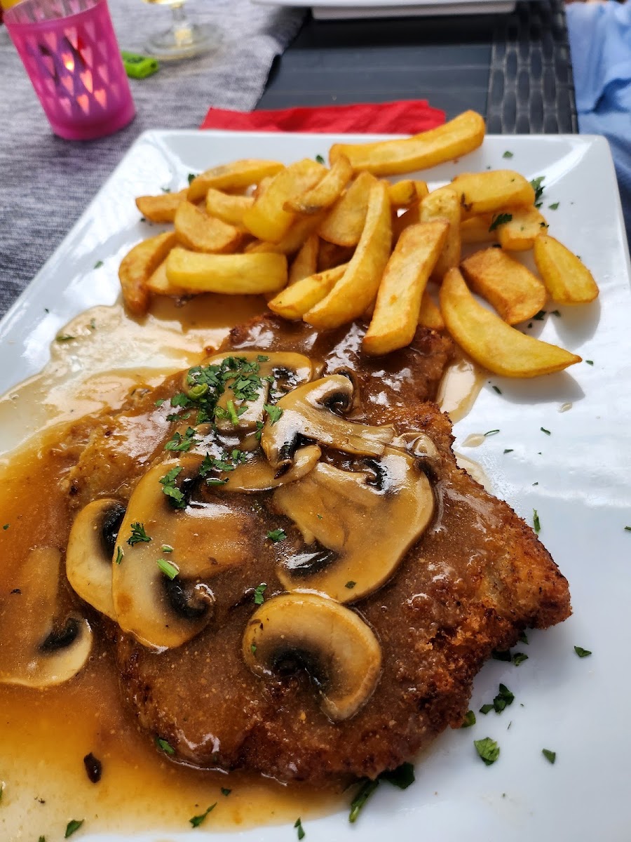 Schnitzelhaus am Main Photo 6