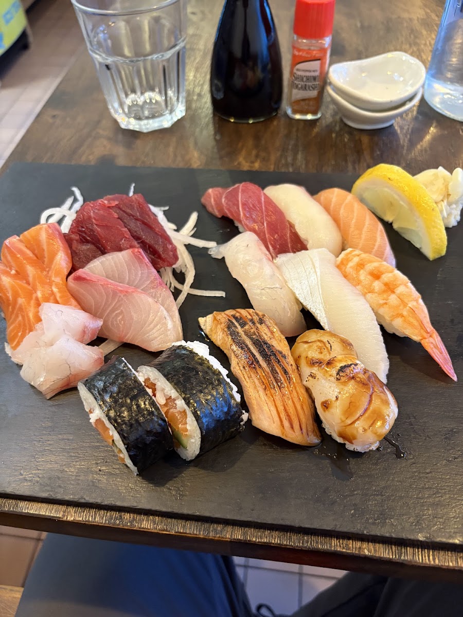 Sushi Gen Photo 3