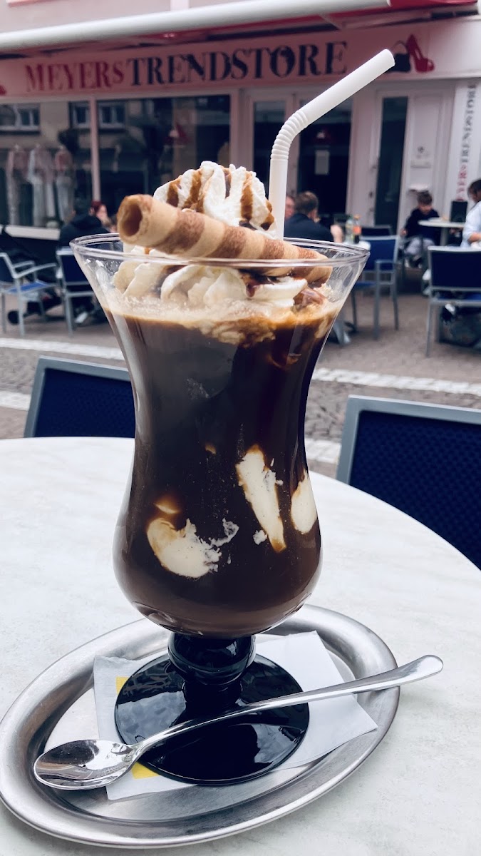 Eiscafe by Mattia Photo 4