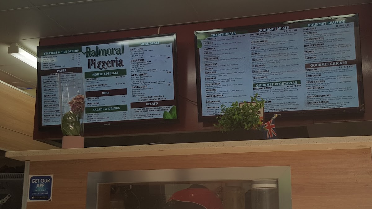 Balmoral Pizzeria Photo 3