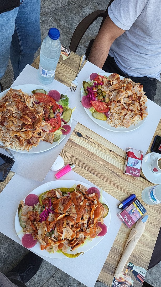A La Turca Restaurant Photo 9