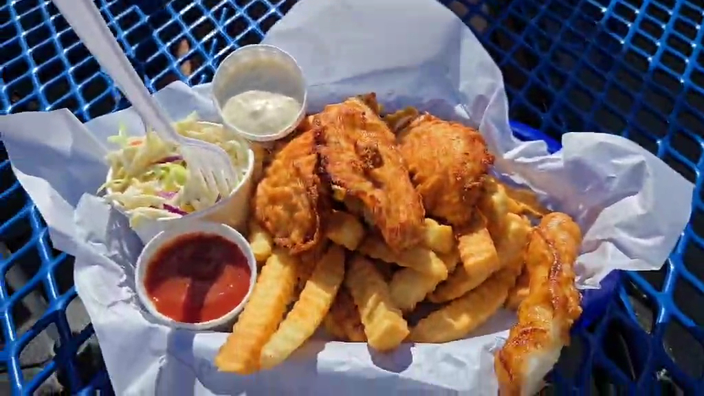 Hungry Clam Photo 2