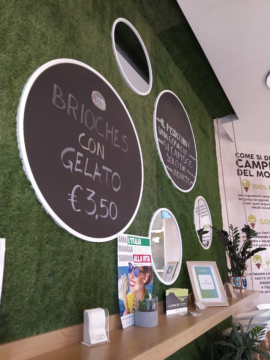 Gelateria Crispini Photo Menu 10
