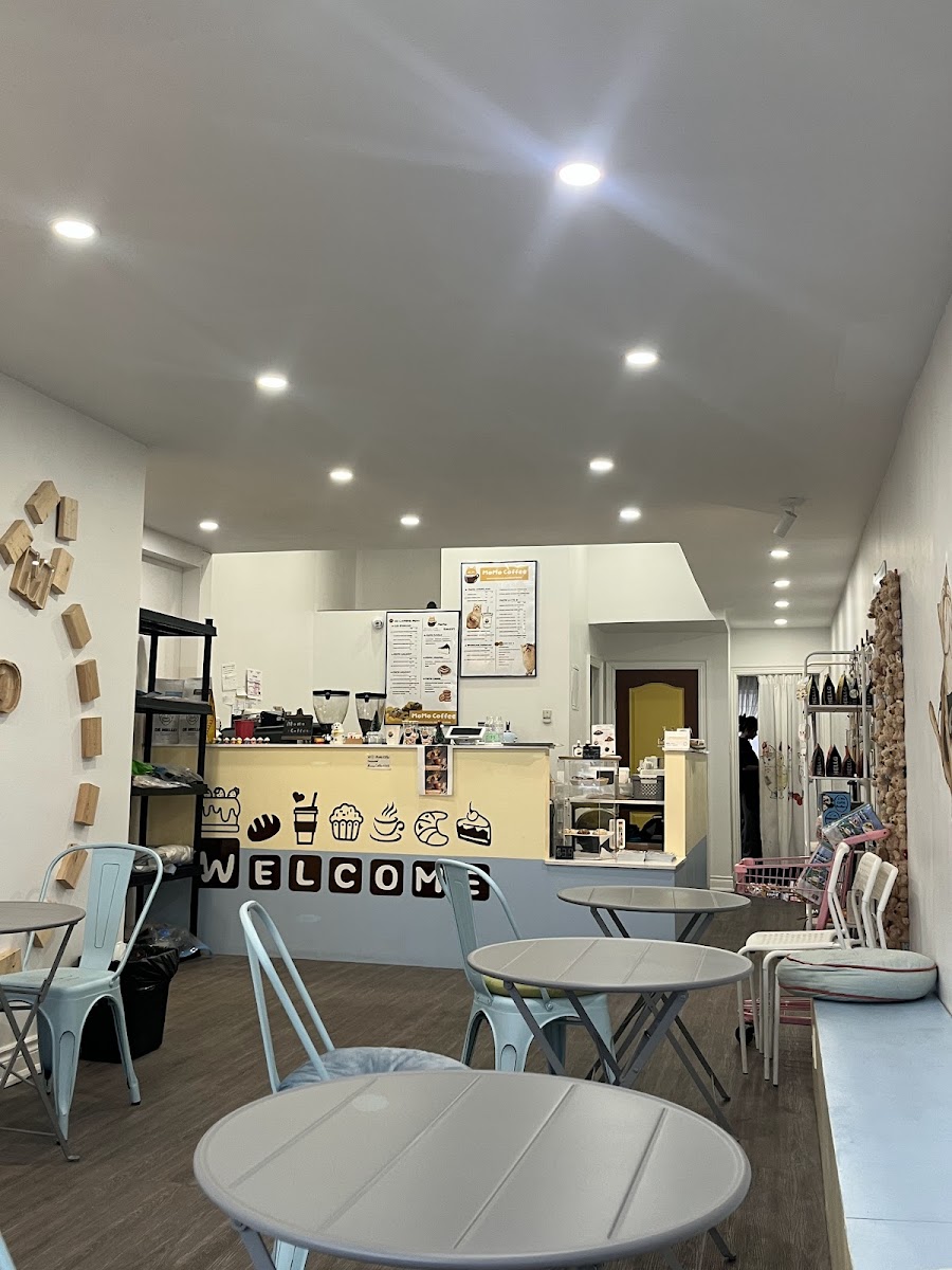 Momo Coffee
