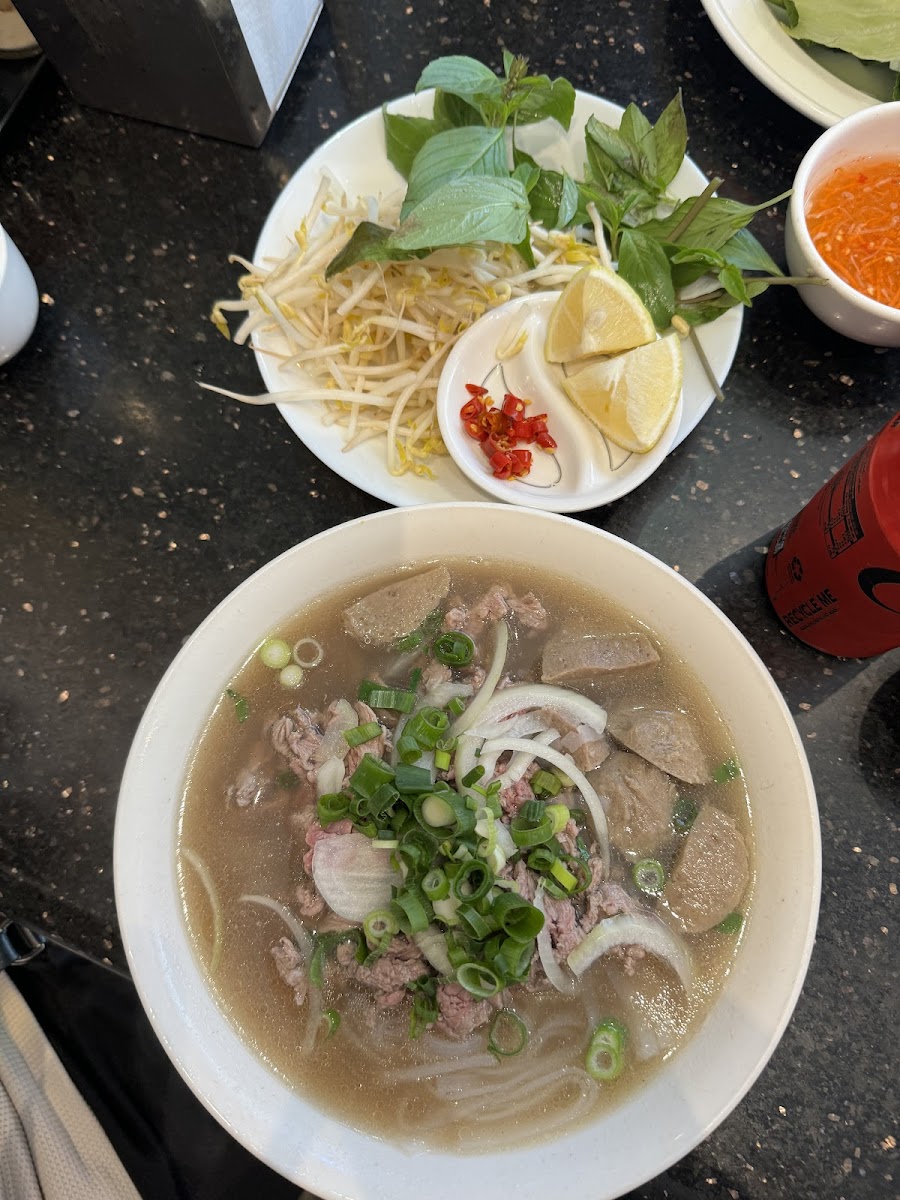 Hoa Tran Restaurant Photo 5