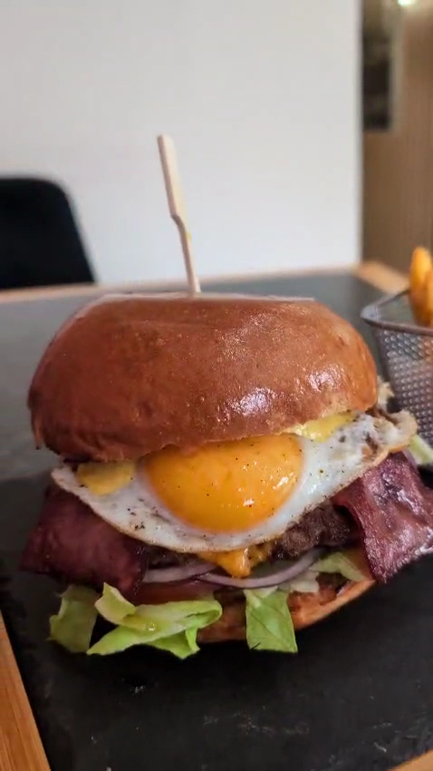 Street Burger Kamen Photo 2