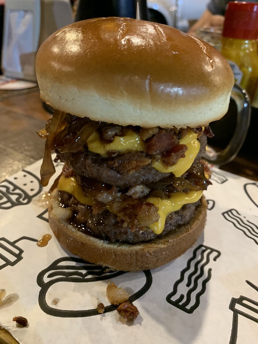 99 House Burguer Photo 10