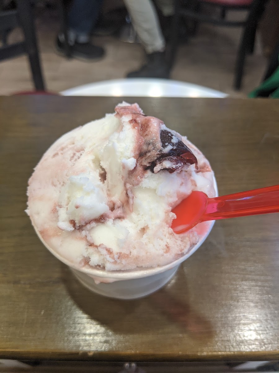 Gelateria Bella Roma Photo 6