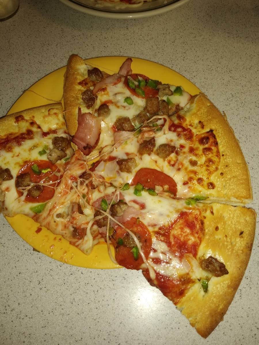 Charley's Pizza Parlor Photo 6