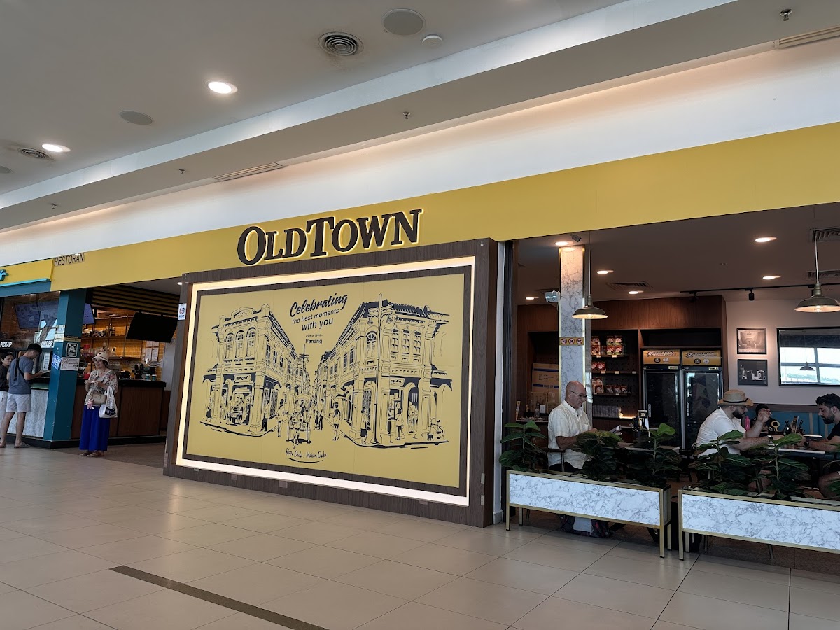 OLDTOWN White Coffee Express @ Penang International Airport (DOM)