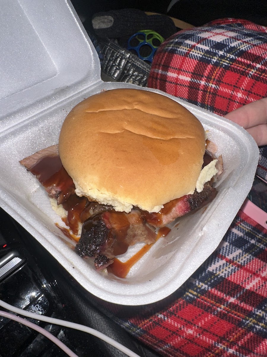 Big Fella’s BBQ lounge Photo 10