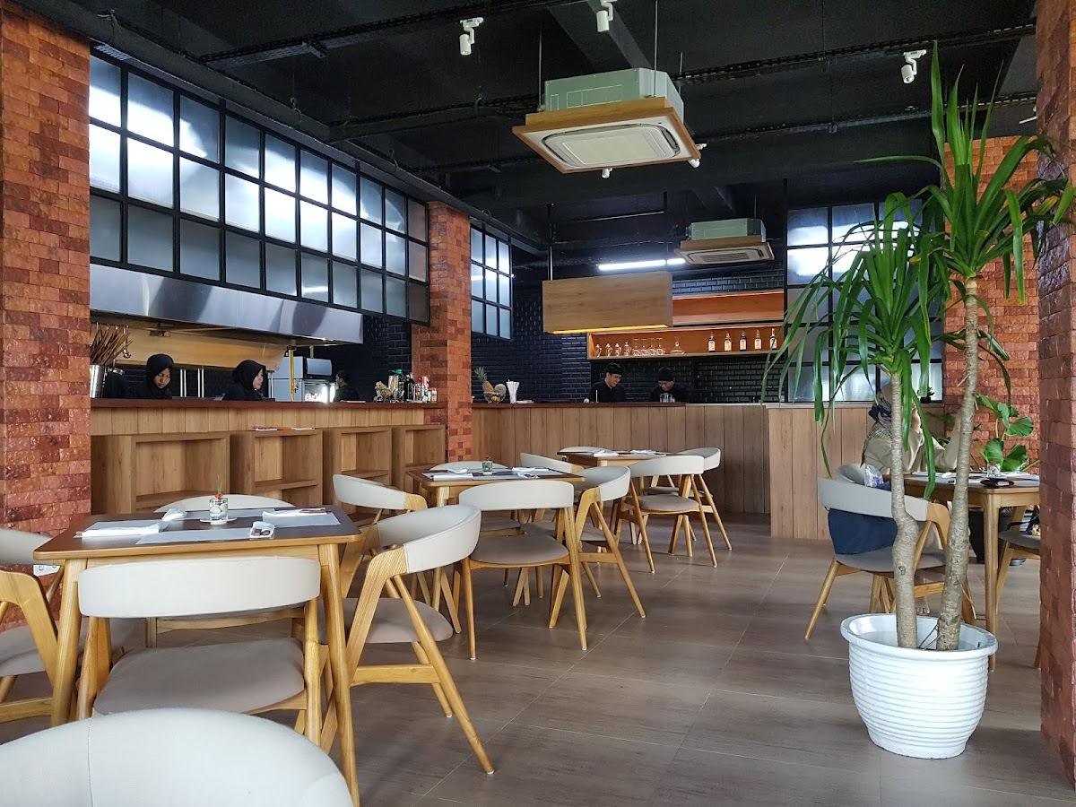 Meatshop and R&B Grill Balikpapan