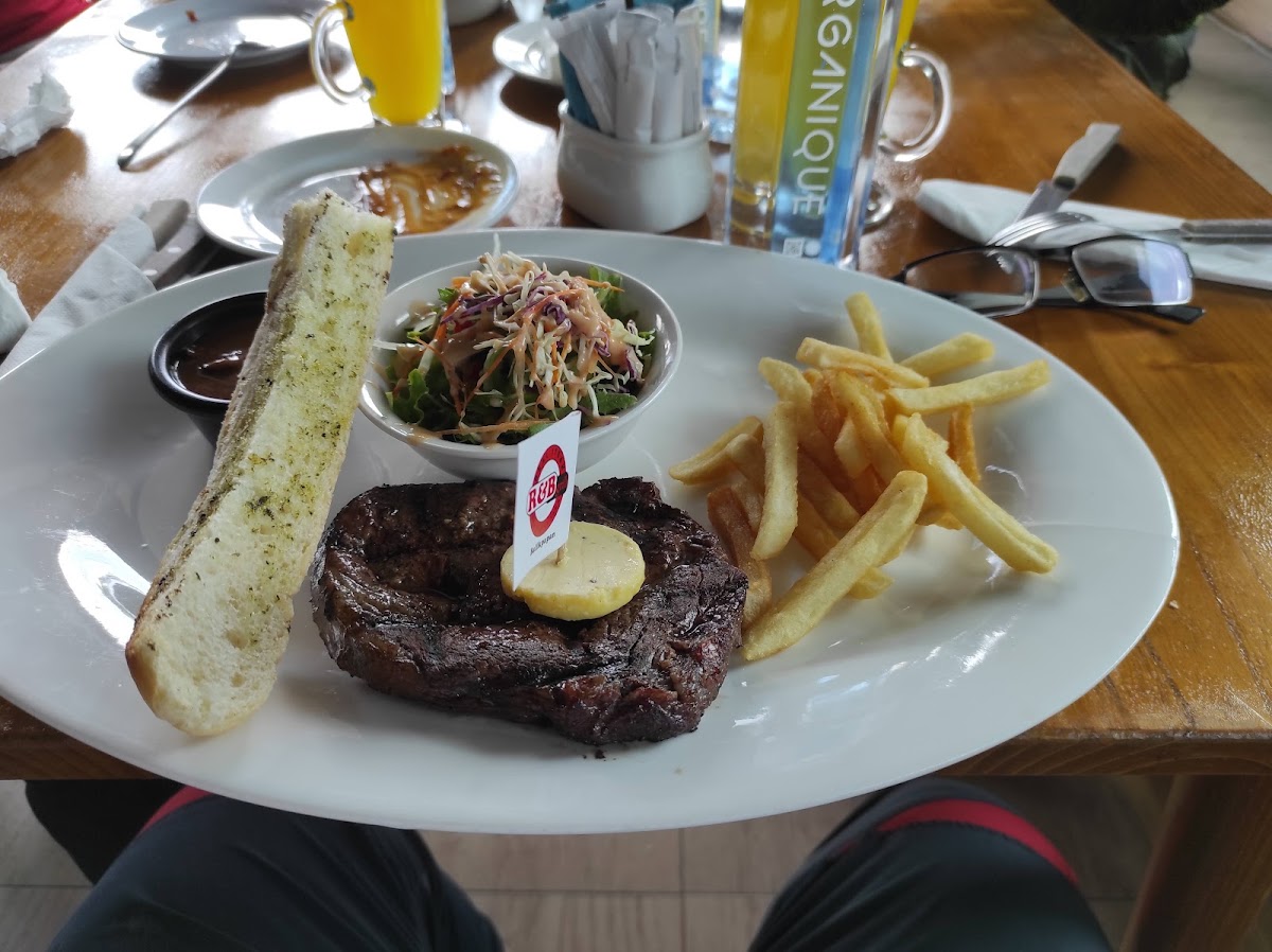 Meatshop and R&B Grill Balikpapan Photo 5