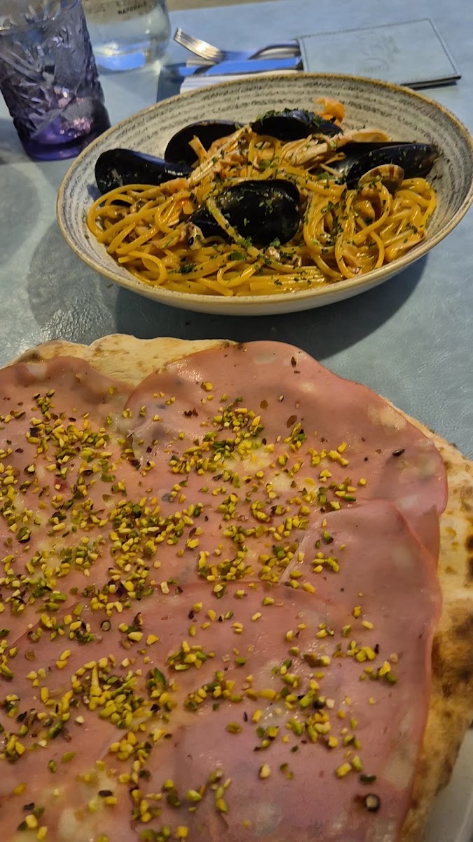 DELIA RISTORANTE PIZZERIA VILLASIMIUS Photo 2