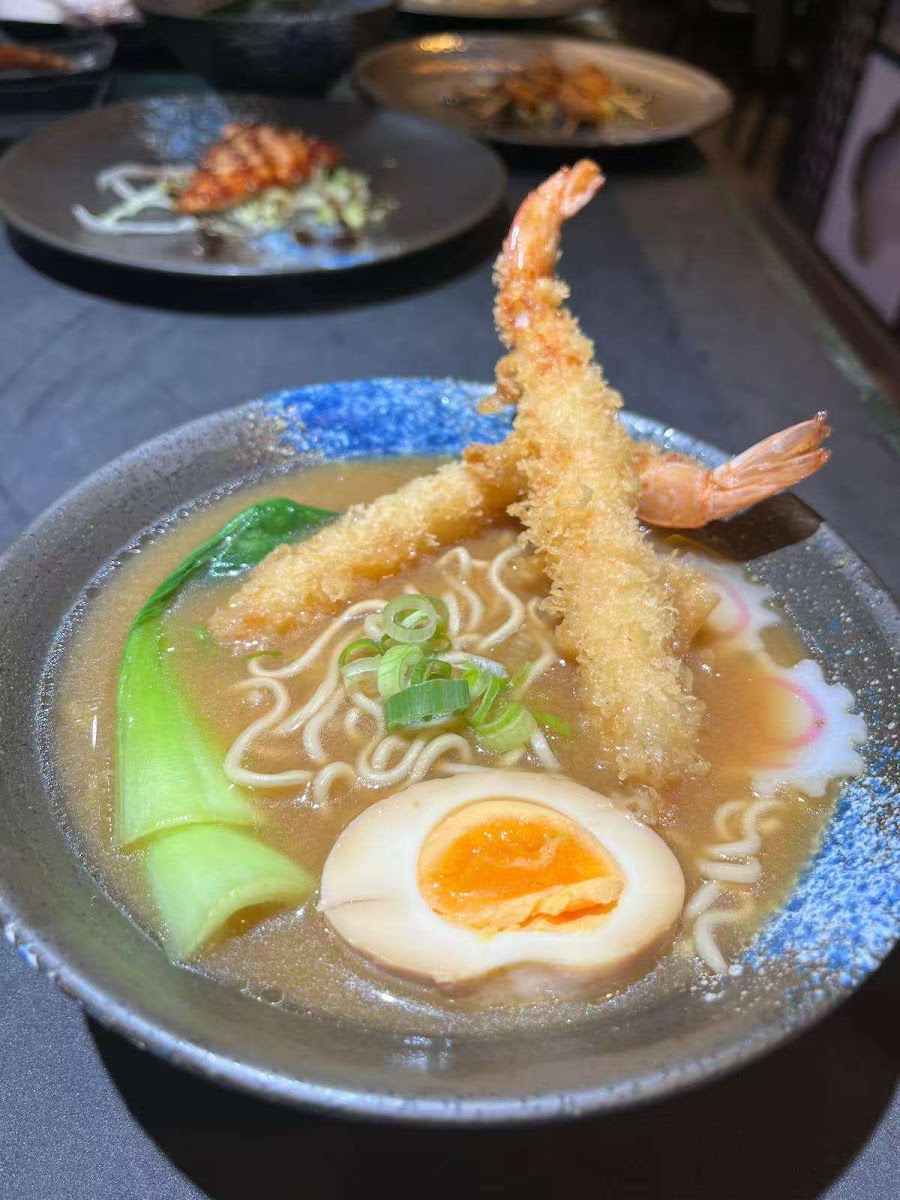 HIKARI SUSHI RESTAURANT Photo 8
