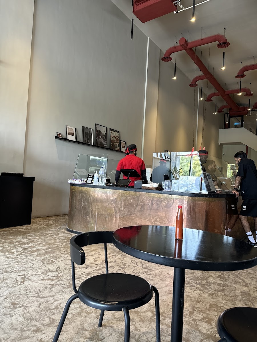 Redbox restaurant Photo 6