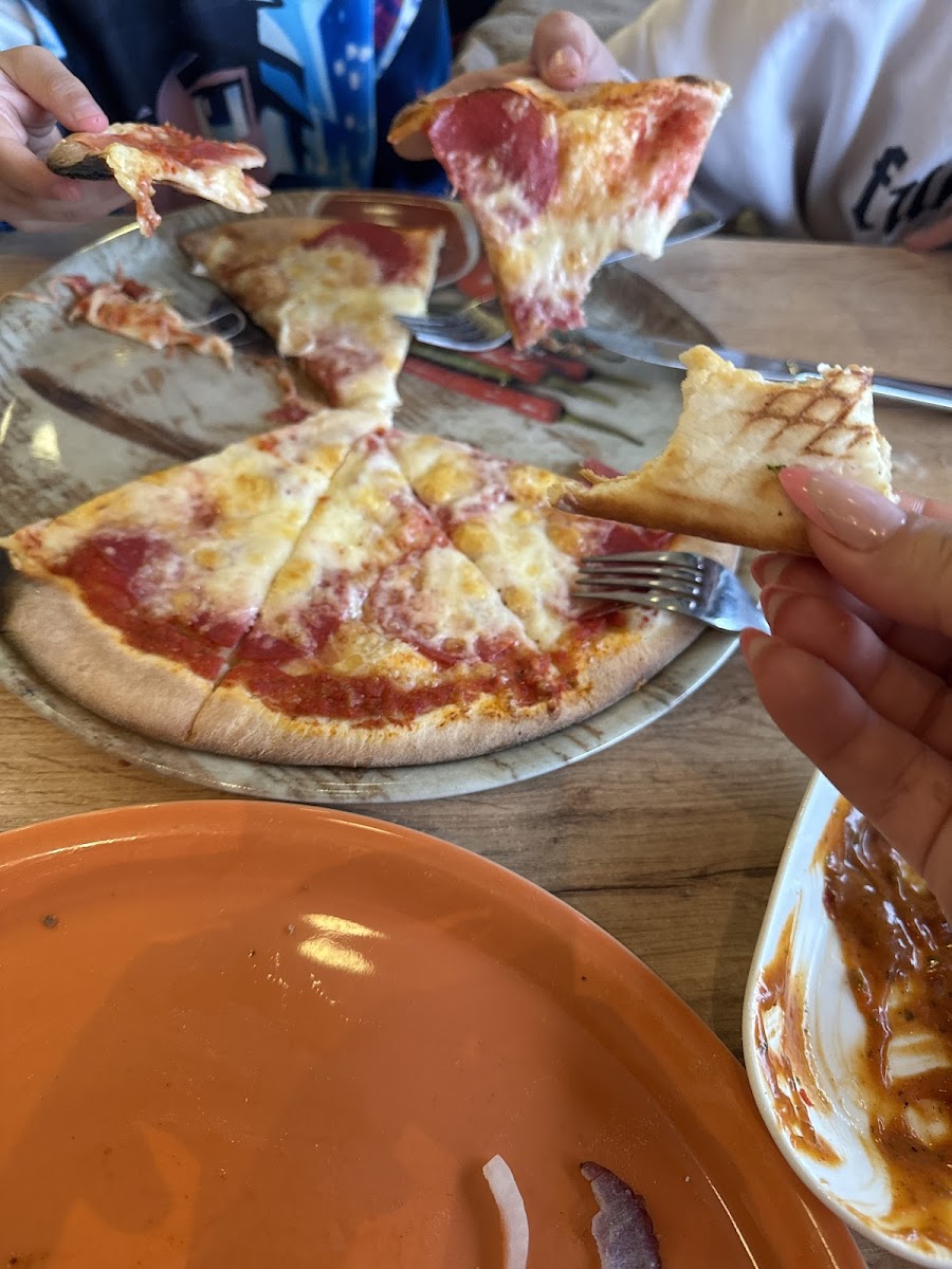 Classic Pizza Schwerin Photo 2