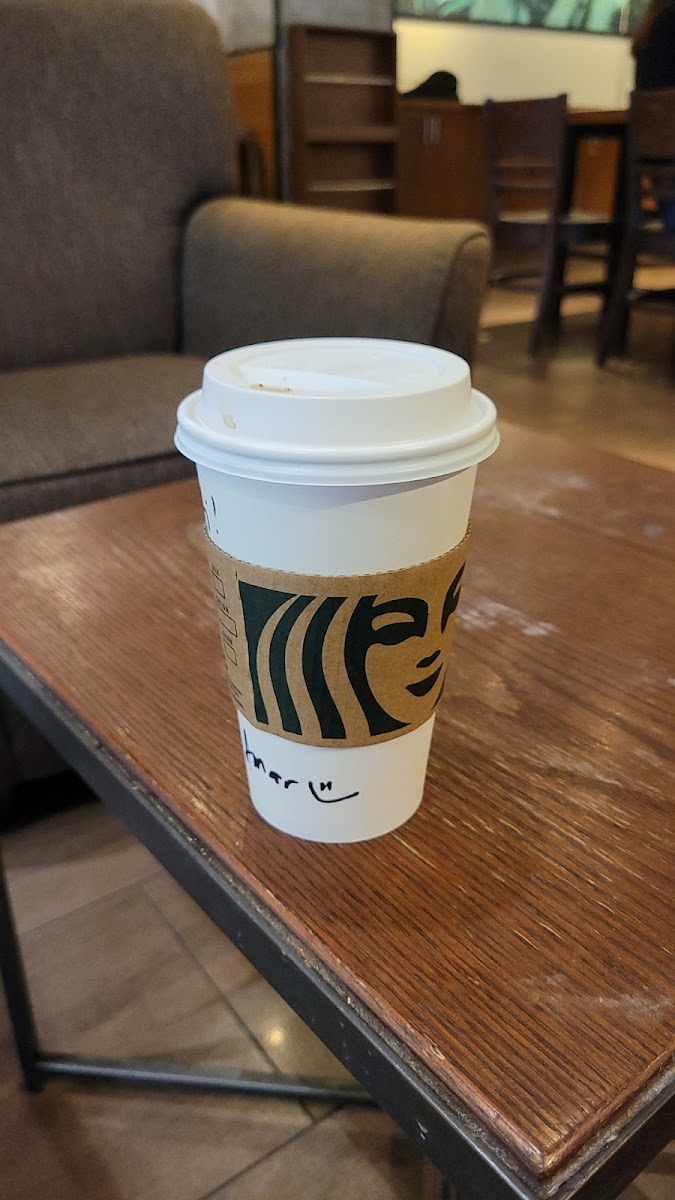 Starbucks Shangri−La Plaza Level 1 Photo 10