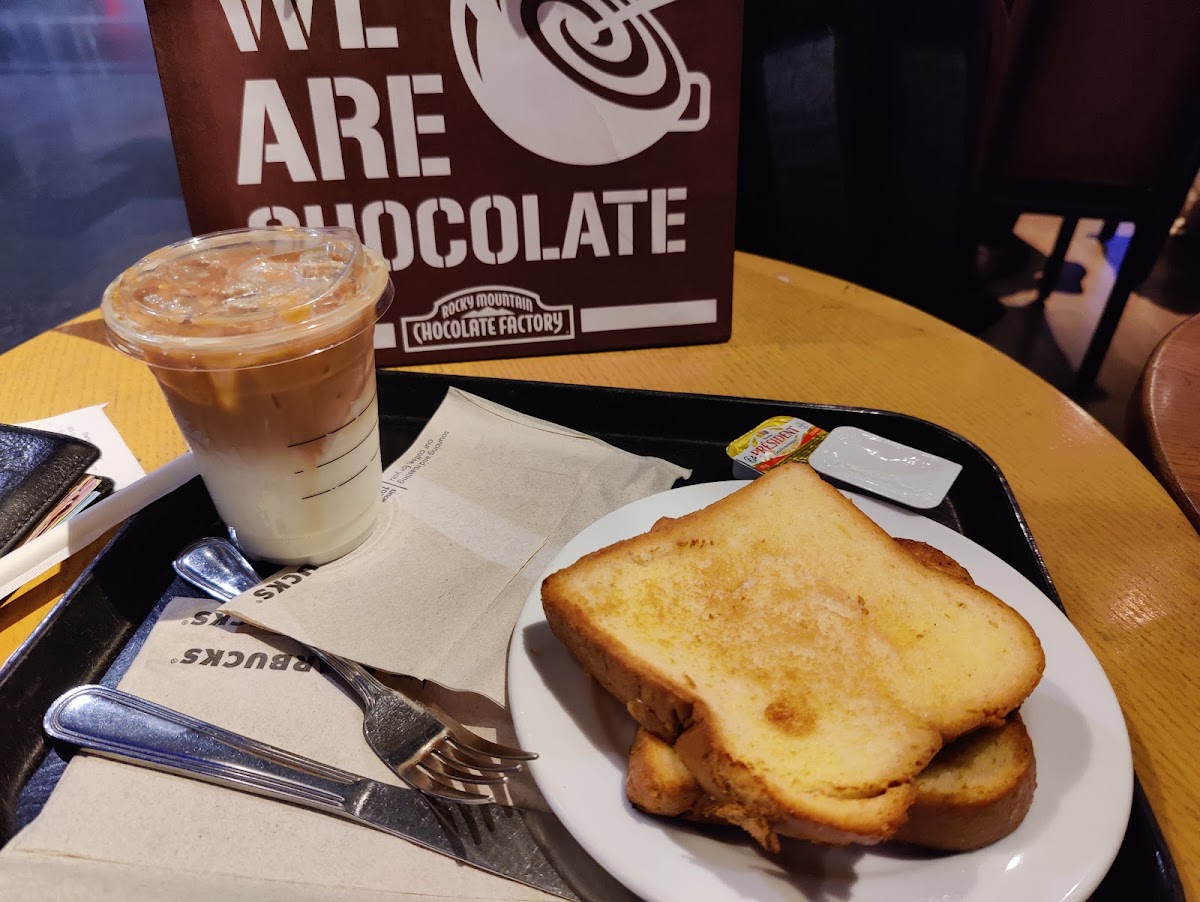 Starbucks Shangri−La Plaza Level 1 Photo 8