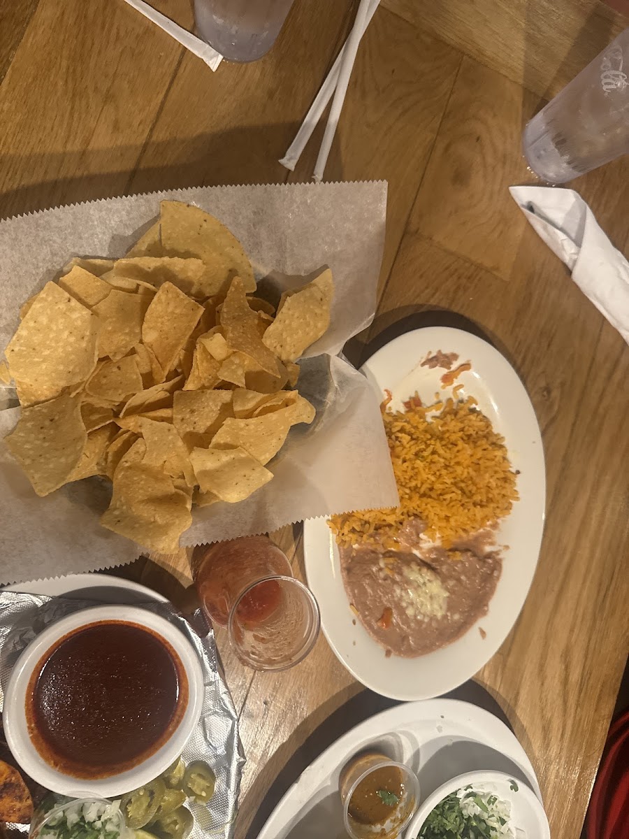 El Tejocote Mexican Restaurant Bar & Grill Photo 7