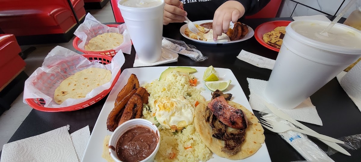 El Pulgarcito Photo 9
