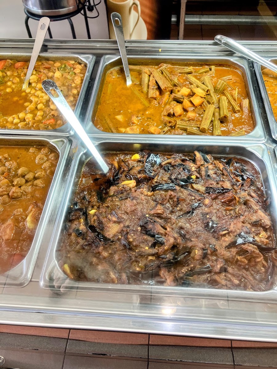 Lathu's Pure vegetarian takeaway Photo 9