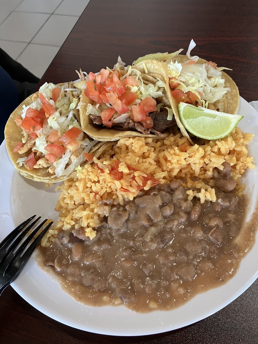 TACOS EL JEFE Photo 7