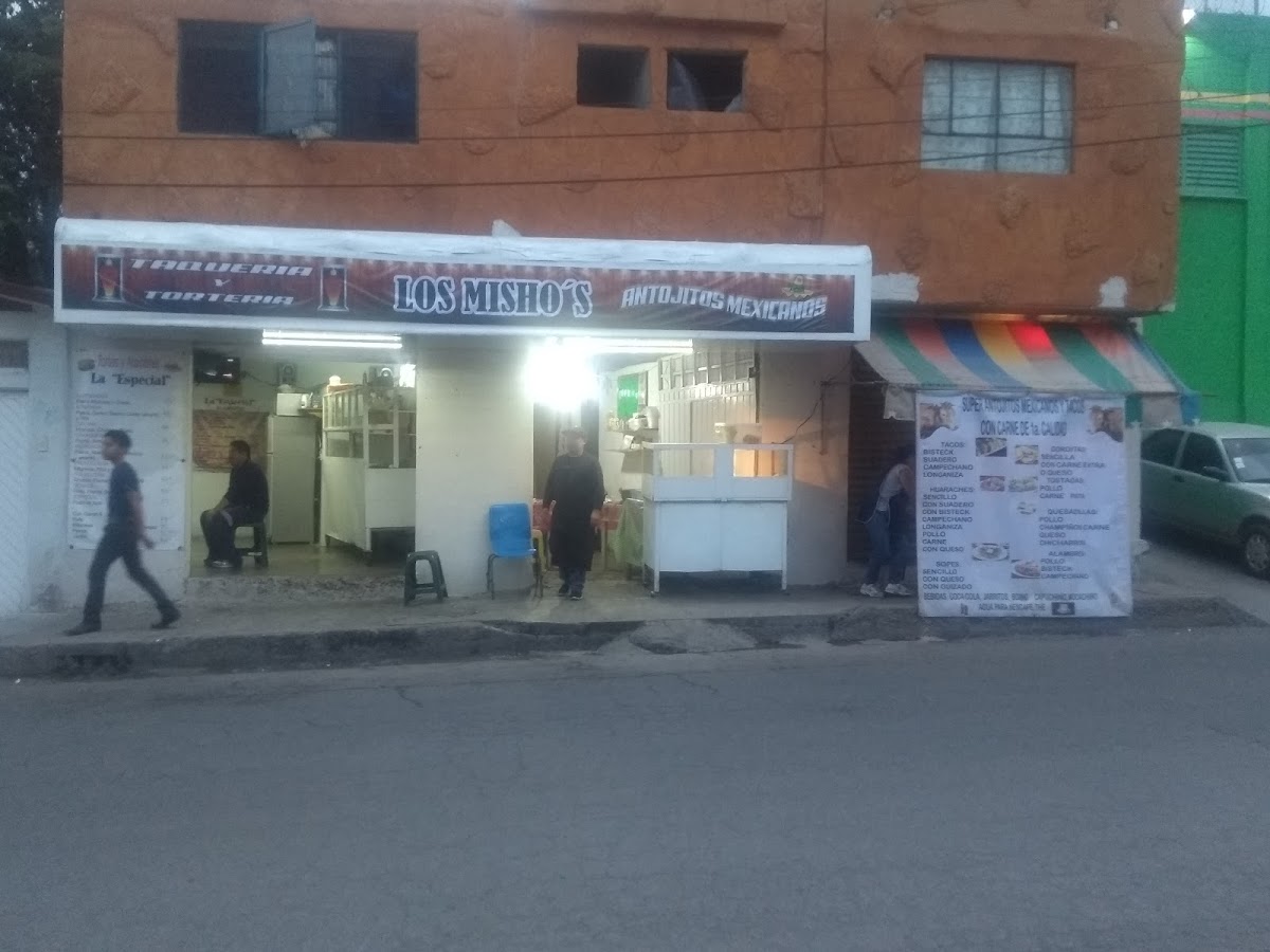 Taquería y torteria los mishos