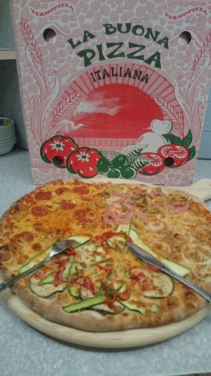 Pizzeria Fantasy Sapori Italiani Photo 6
